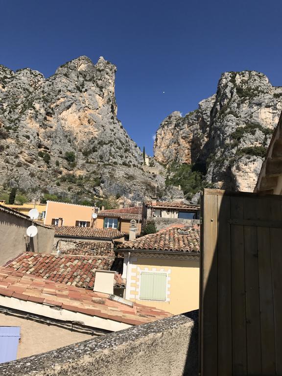 Hotel Particulier Des Lumieres Moustiers-Sainte-Marie Exteriér fotografie